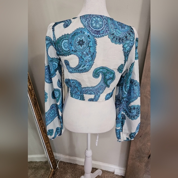 ROSEVELVET Paisley Baroque Print Front Tie-Up CropTop W/bell Sleeves. Small NWT - Picture 16 of 16